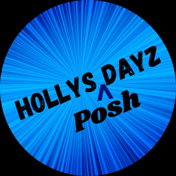 hollysposhdayz